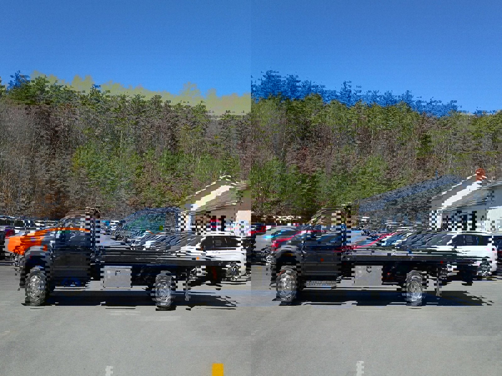 Used 2020 Ford F550 4x4 Regular Cab Super Duty image 3