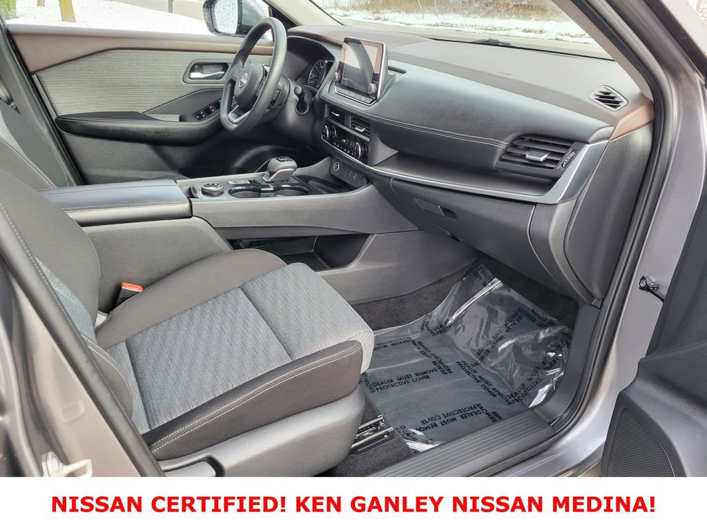 Certified 2023 Nissan Rogue SV image 51