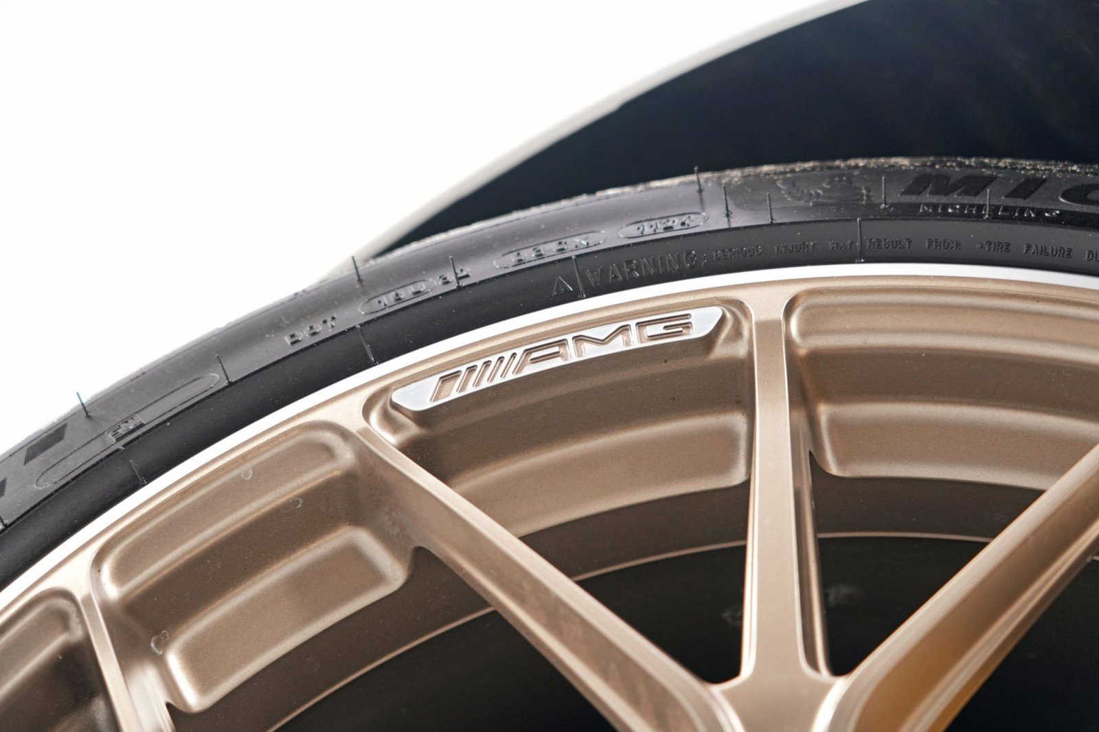 Used 2024 Mercedes-Benz AMG GT 63 image 74