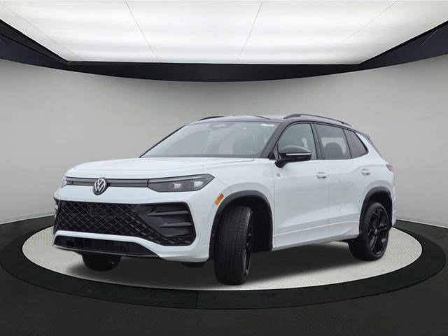 New 2026 Volkswagen Tiguan SE R-Line image 3