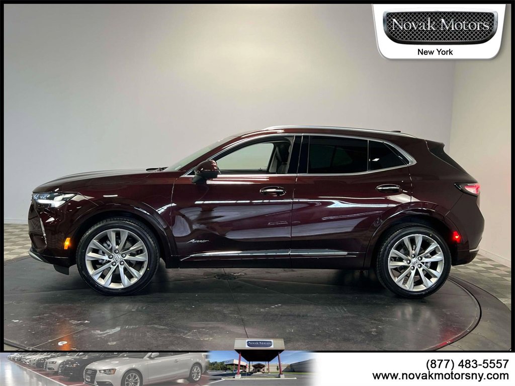 Used 2022 Buick Envision Avenir w/ Technology Package II image 5