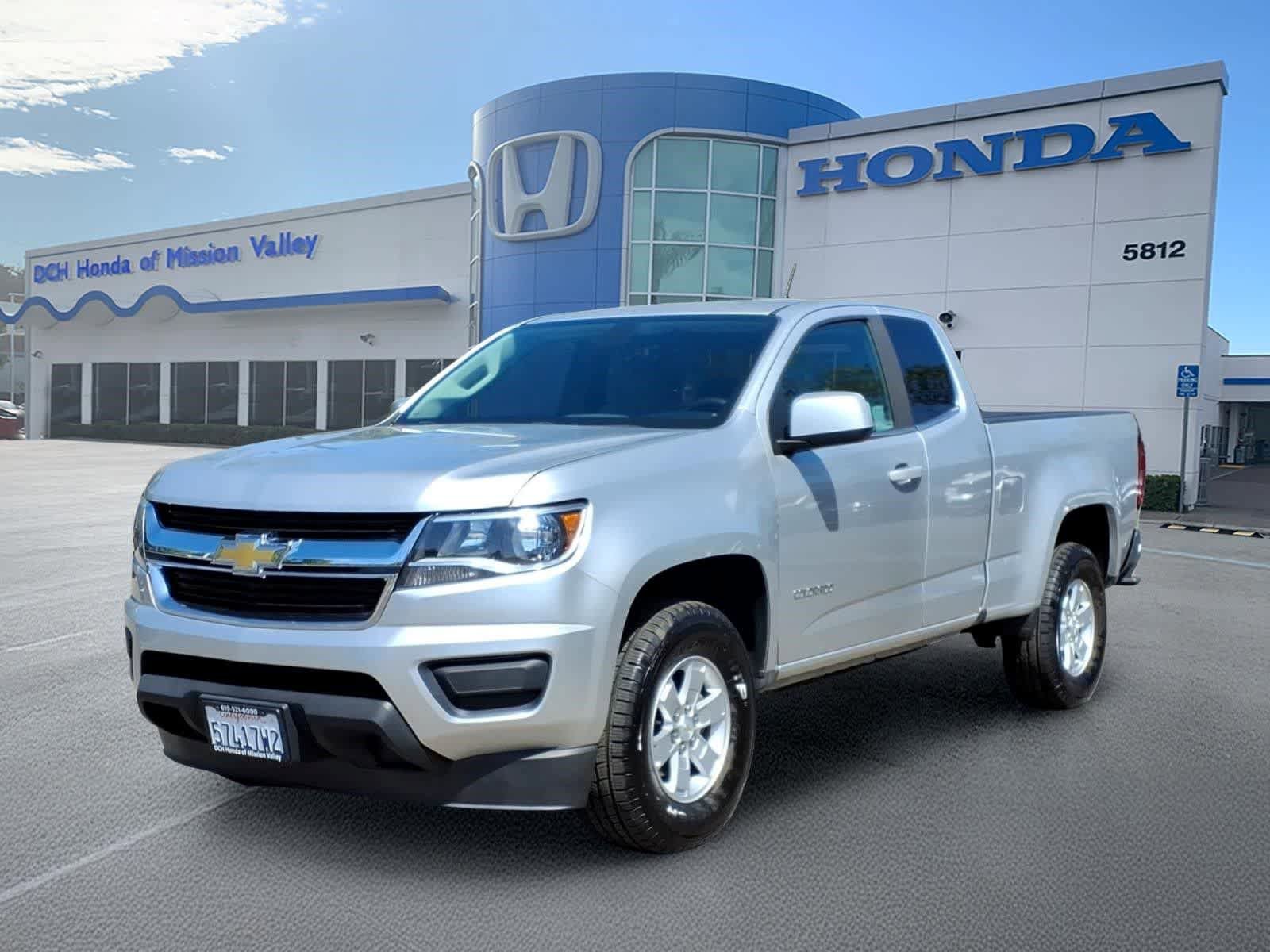 Used 2020 Chevrolet Colorado W/T w/ WT Convenience Package RWD image 1