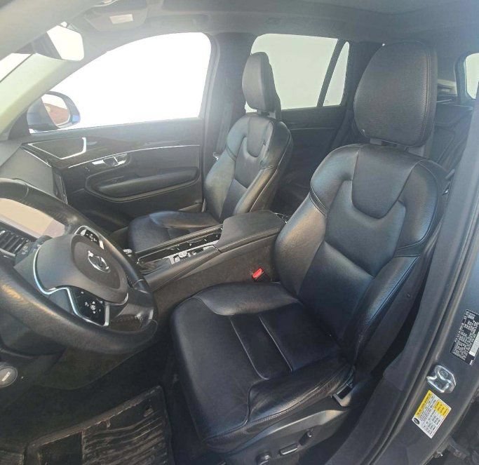 Used 2016 Volvo XC90 T6 Momentum w/ Protection Package Plus AWD/4WD image 14