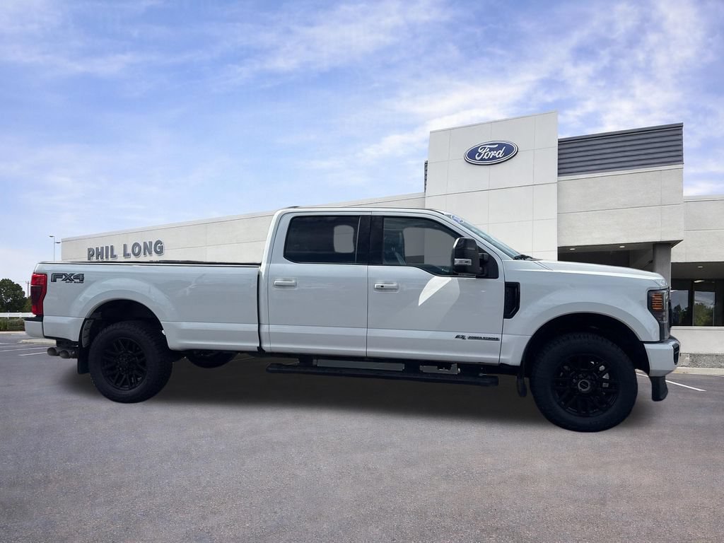 Used 2022 Ford F350 Lariat w/ Black Appearance Package AWD/4WD image 9