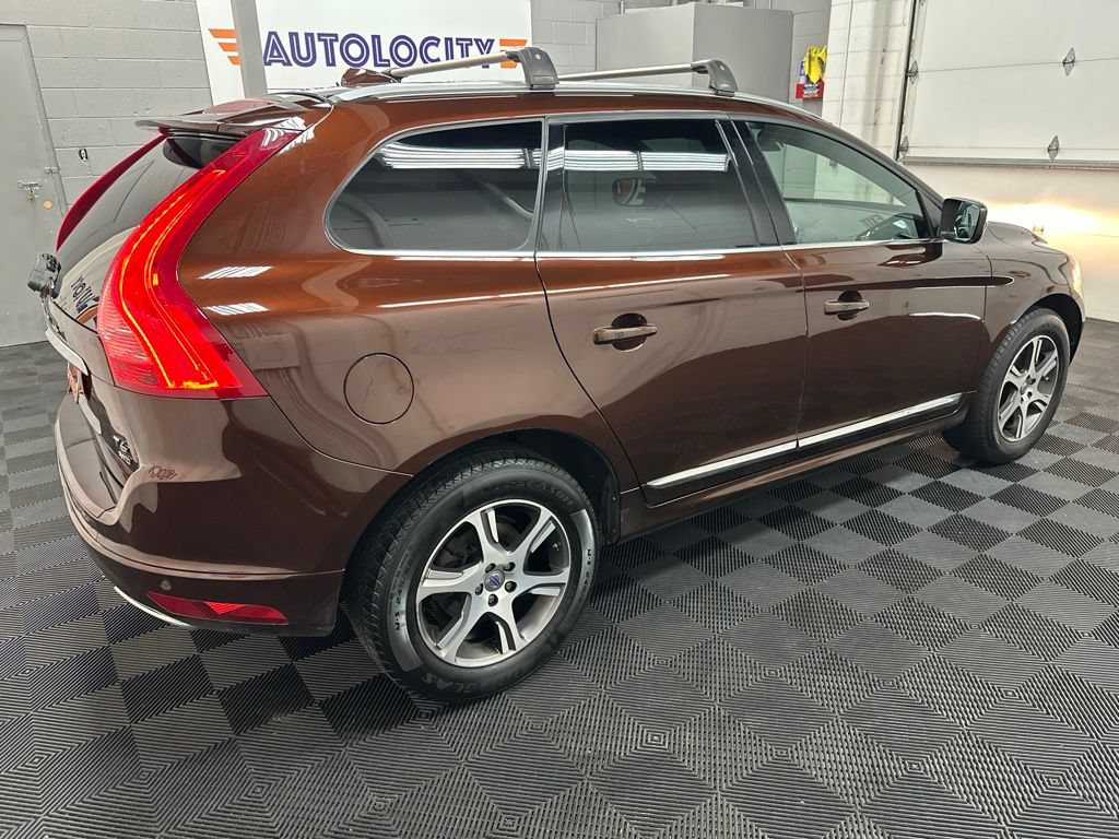 Used 2015 Volvo XC60 T6 AWD/4WD image 11