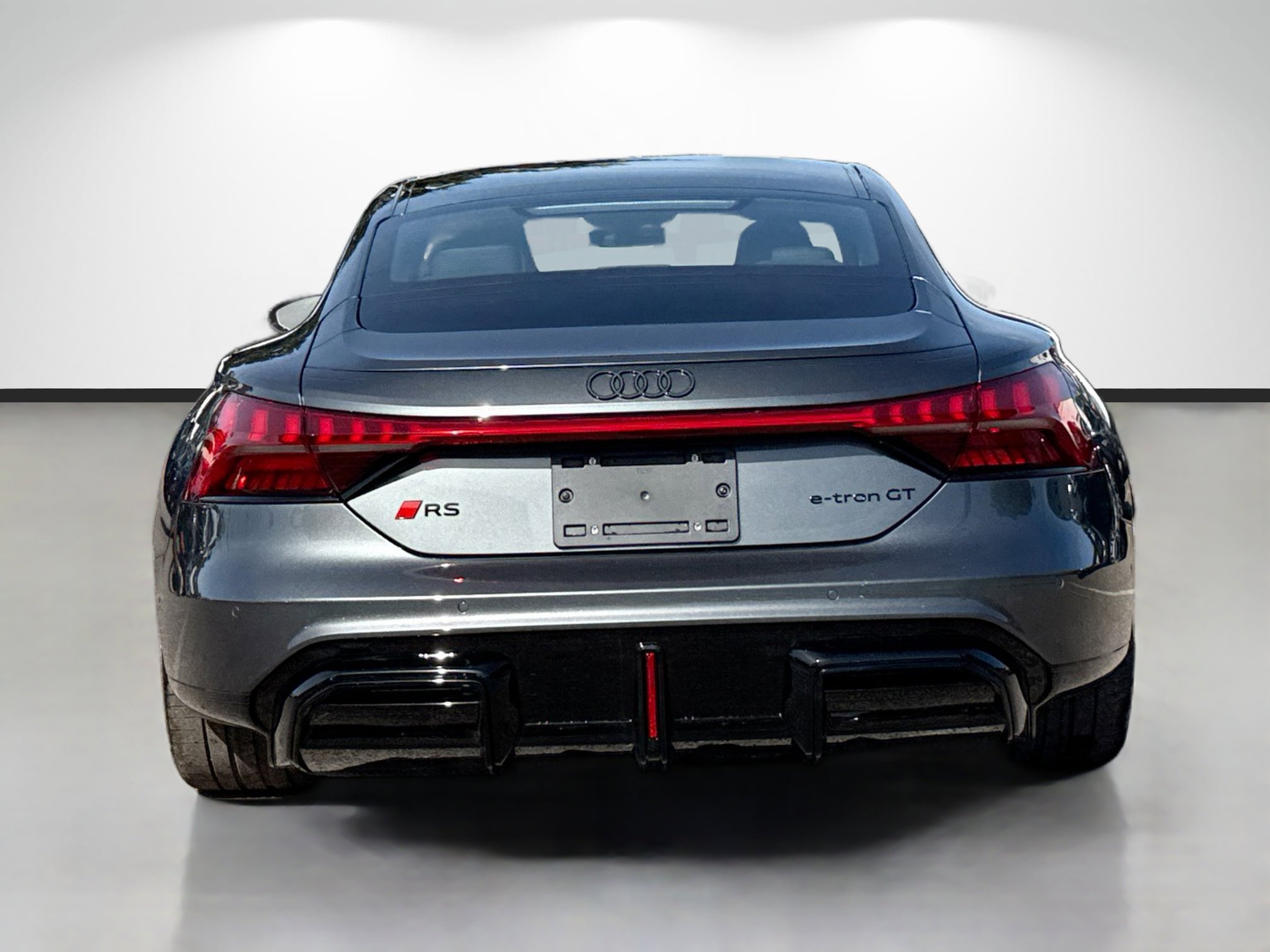 New 2026 Audi RS e-tron GT performance image 4