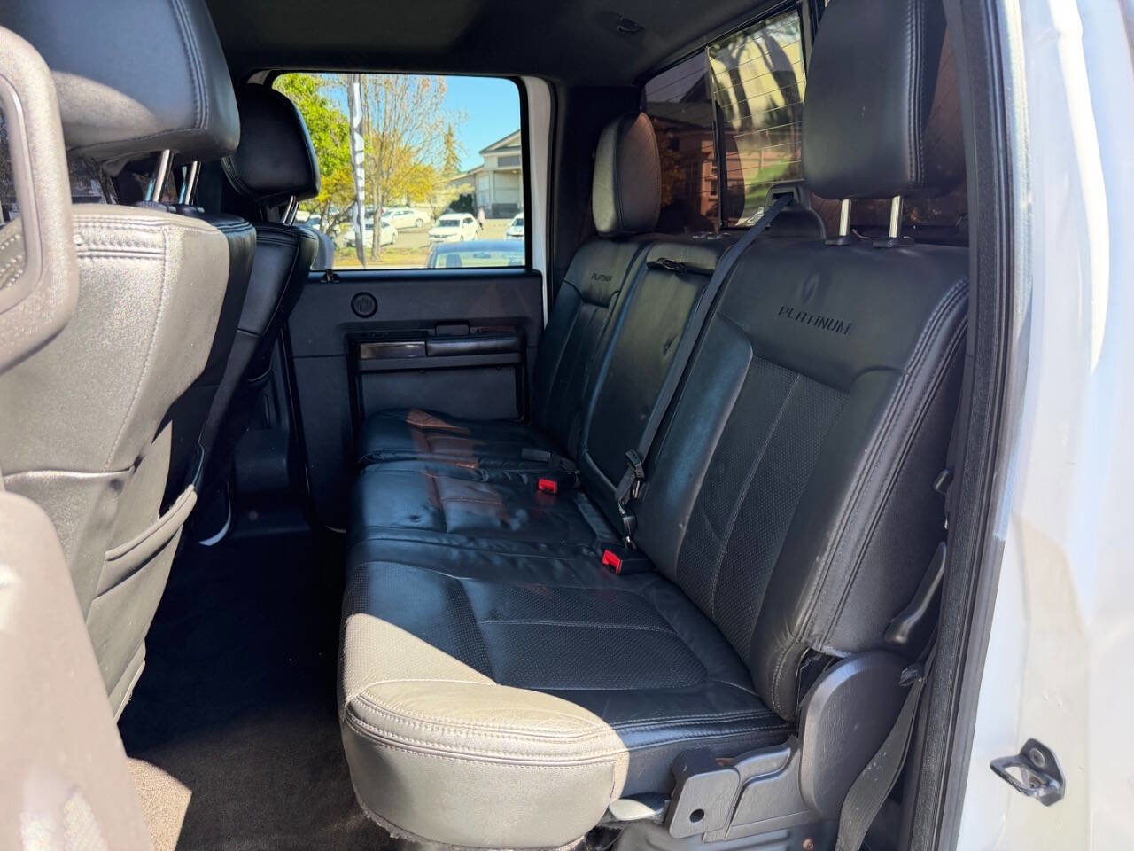 Used 2016 Ford F250 Platinum w/ Platinum Package AWD/4WD image 16