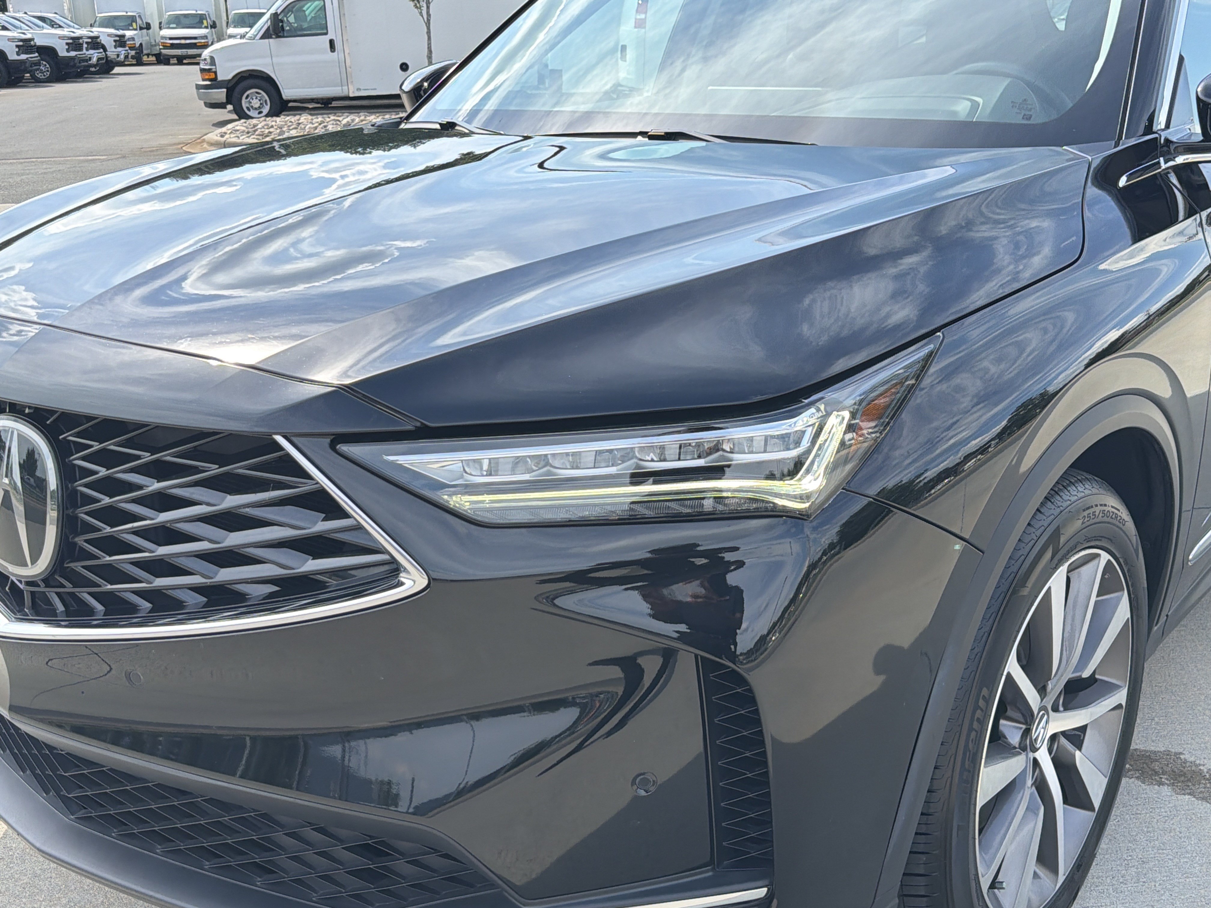 Certified 2025 Acura MDX w/ Technology Package FWD image 2