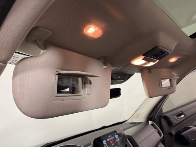 Used 2023 Nissan Pathfinder SL w/ SL Premium Package AWD/4WD image 36