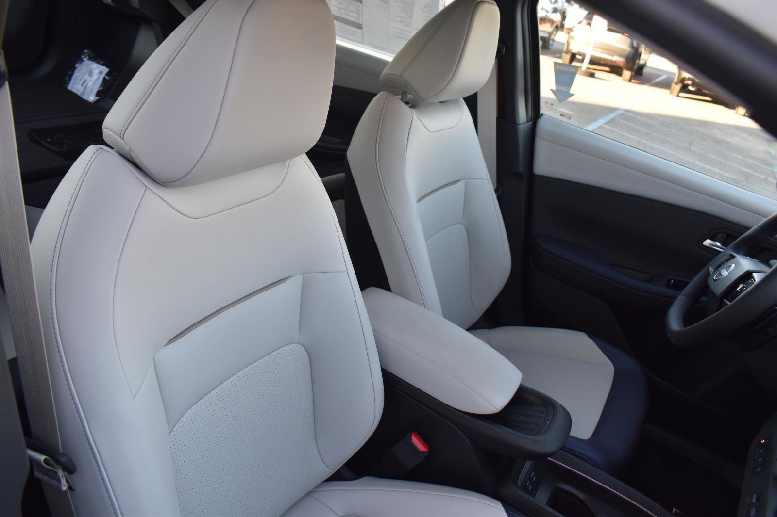 New 2026 Nissan Leaf SV+ w/ Illuminated Package image 39