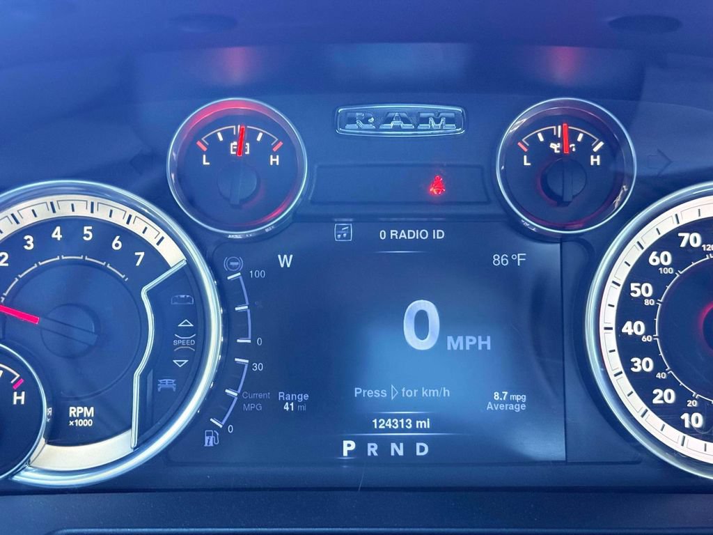 Used 2016 RAM 1500 Laramie AWD/4WD image 23
