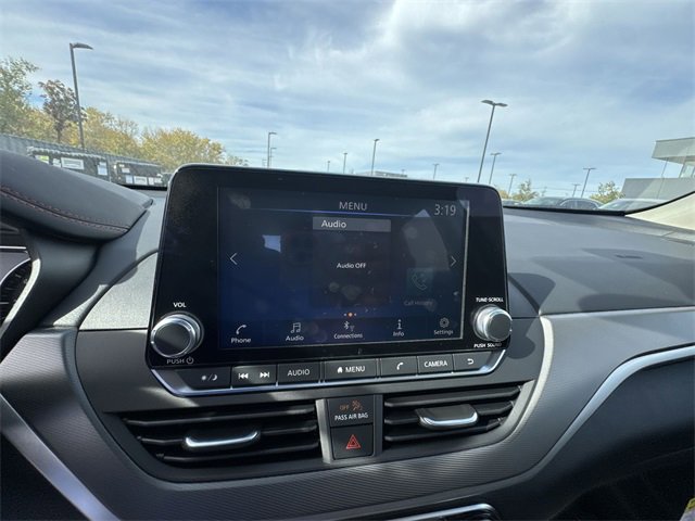 New 2025 Nissan Altima 2.5 SR image 16