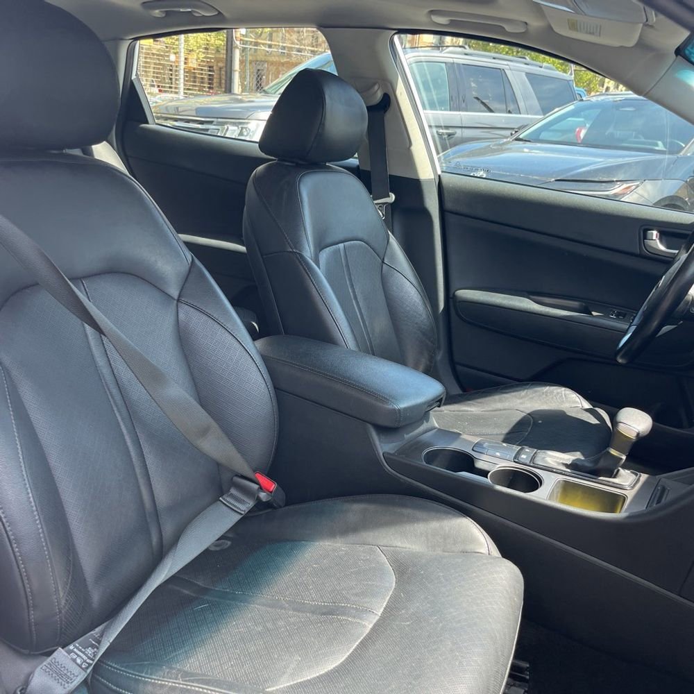Used 2020 Kia Optima SE FWD image 6