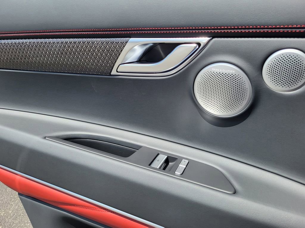 New 2026 Genesis GV80 3.5T e-SC image 12