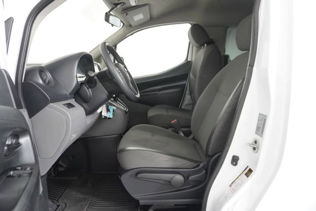 Used 2021 Nissan NV200 S w/ Back Door Glass Package image 19