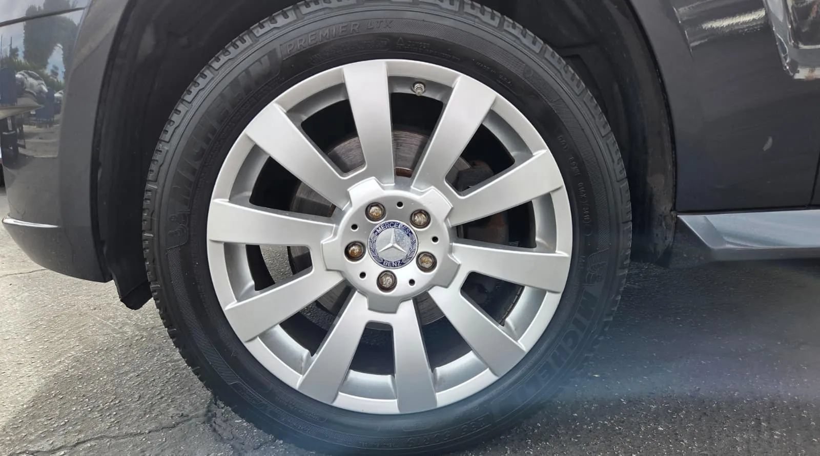 Used 2010 Mercedes-Benz GLK 350 2WD image 36