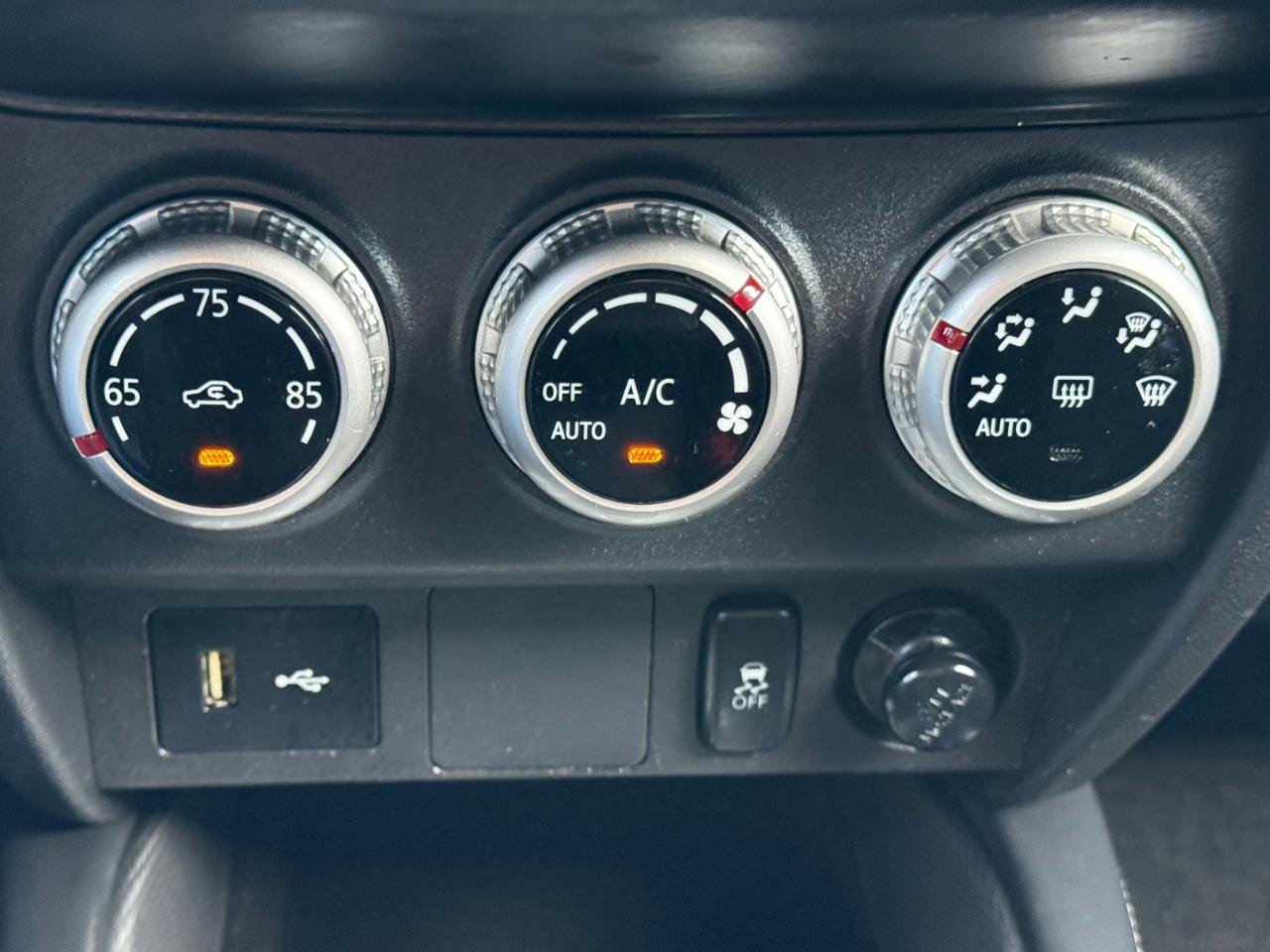 Used 2020 Mitsubishi Outlander Sport SE AWD/4WD image 12