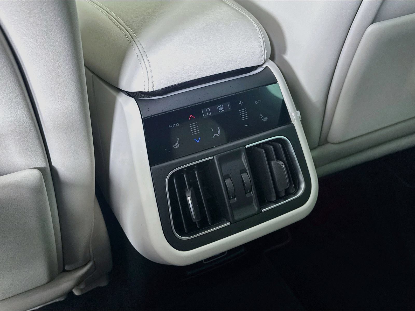New 2026 Maserati Grecale Modena AWD/4WD image 25