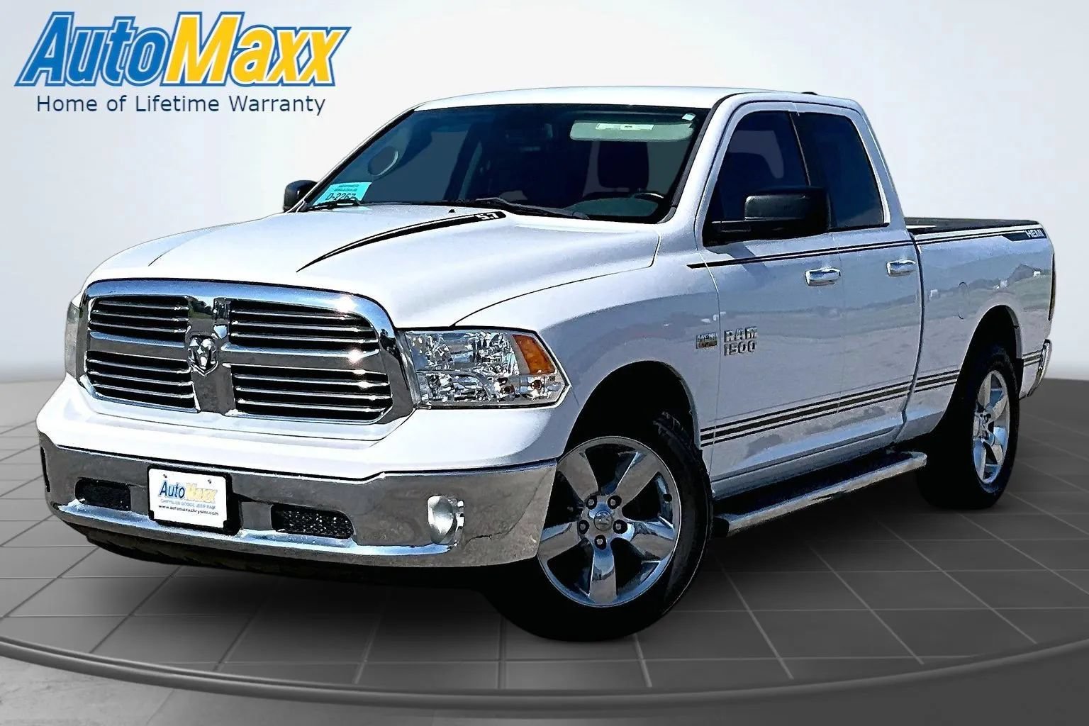 Used 2014 RAM 1500 Classic SLT RWD image 1