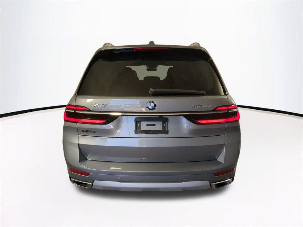 Used 2024 BMW X7 xDrive40i w/ Premium Package image 6