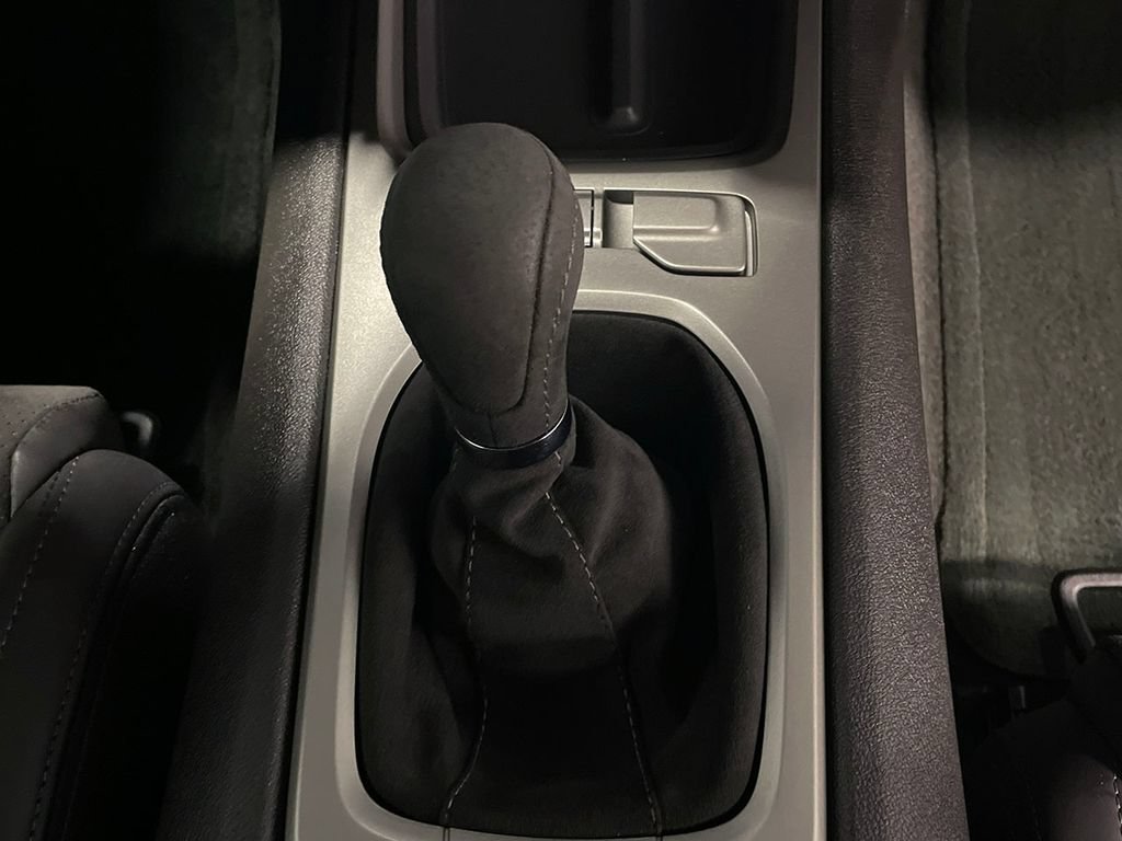 Used 2015 Chevrolet Camaro Z/28 RWD image 55