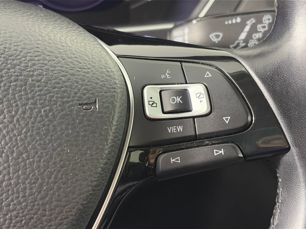 Used 2019 Volkswagen Tiguan SEL AWD/4WD image 18