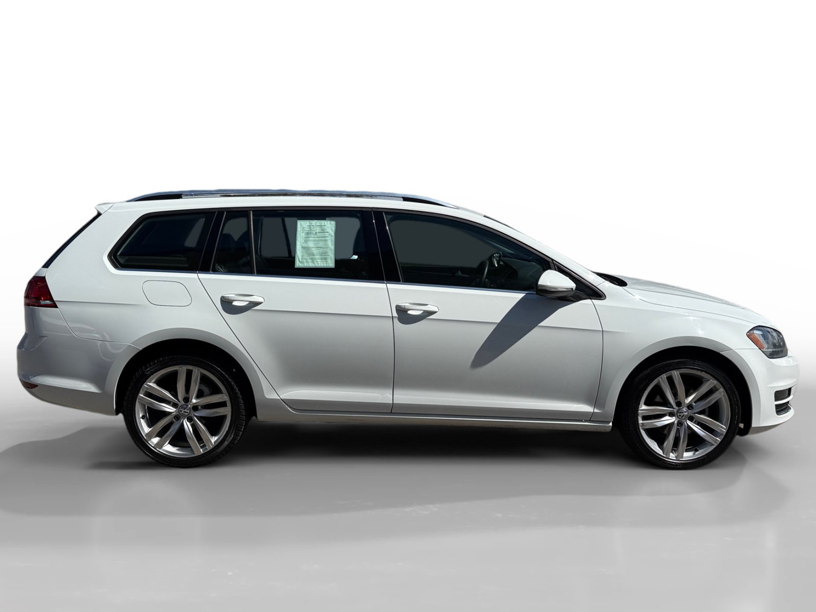 Used 2015 Volkswagen Golf TDI SEL w/ Lighting Package (SEL) FWD image 6