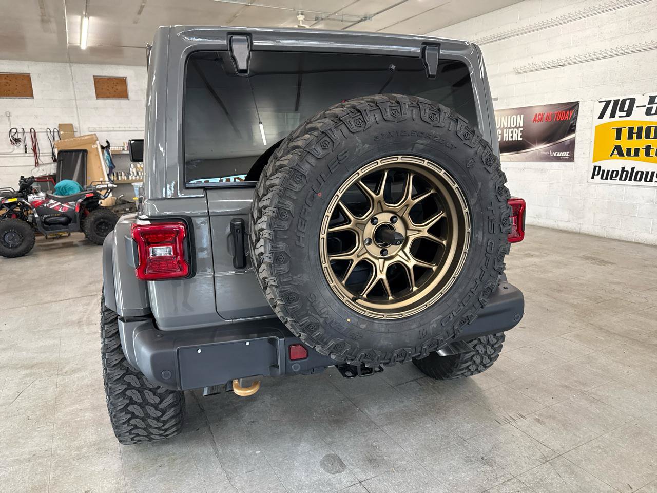 Used 2022 Jeep Wrangler Unlimited Rubicon w/ Xtreme Recon 35" Tire Package AWD/4WD image 85