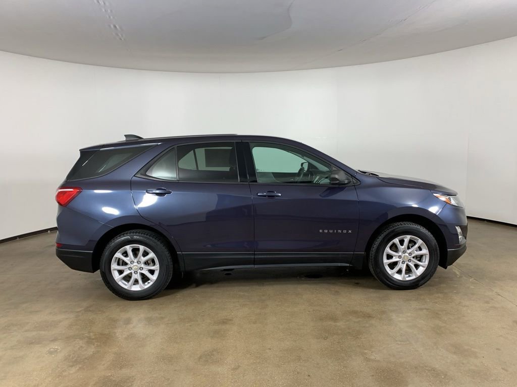 Used 2019 Chevrolet Equinox LS AWD/4WD image 7