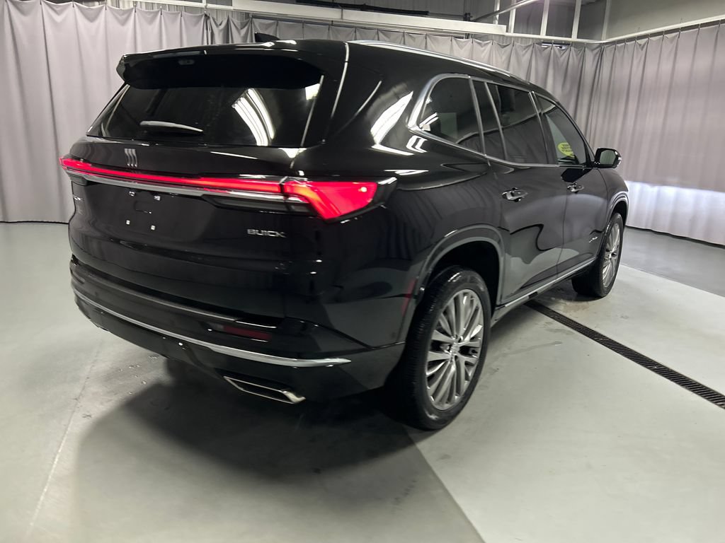 Used 2026 Buick Enclave Avenir w/ Super Cruise Package FWD image 7