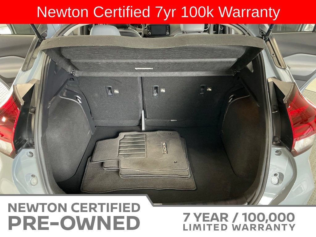 Used 2024 Nissan Kicks SR w/ SR Premium Package FWD image 22