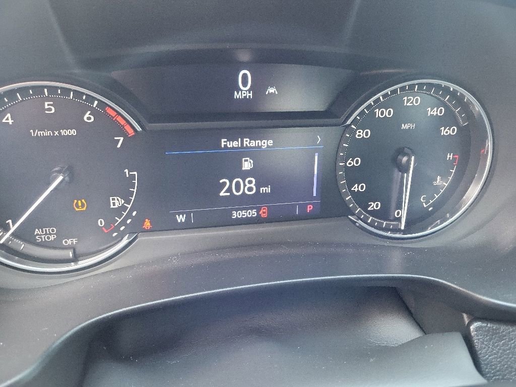 Used 2021 Cadillac XT4 Sport w/ Cold Weather Package FWD image 8