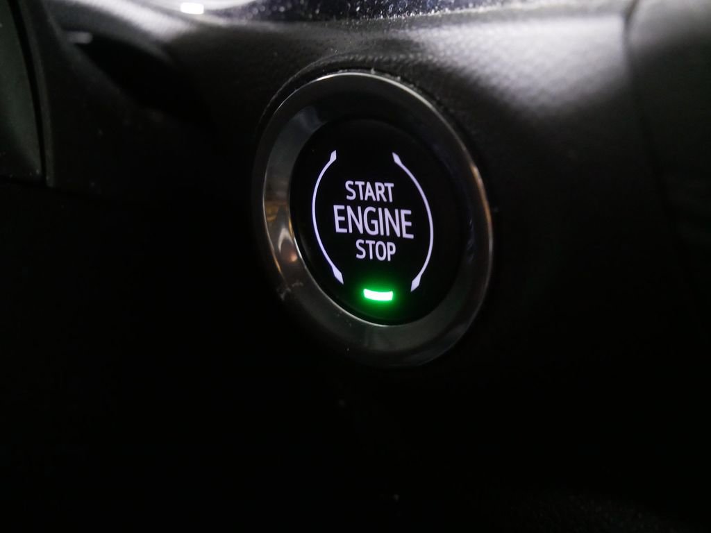 Used 2023 Buick Encore GX Select image 18