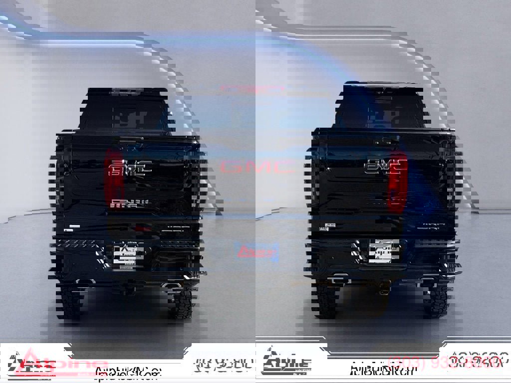 Used 2023 GMC Sierra 1500 Denali w/ Technology Package image 4
