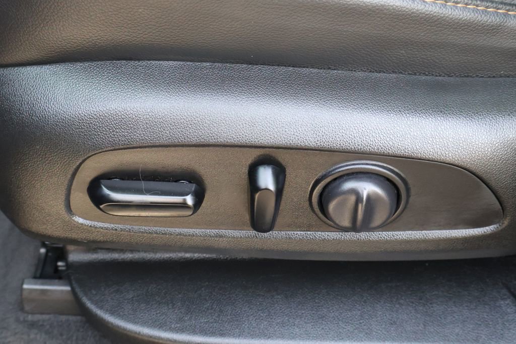 Used 2020 Chevrolet Traverse LT w/ LT Premium Package image 31