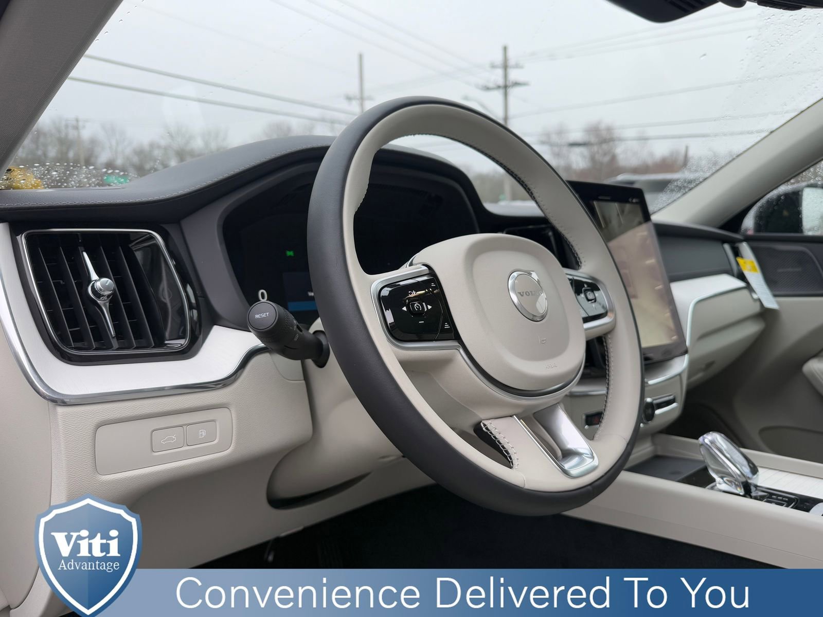 New 2026 Volvo XC60 T8 Ultra w/ Protection Package Premier image 12