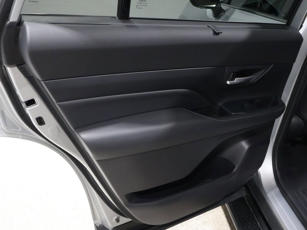Used 2024 Toyota Grand Highlander Platinum image 19