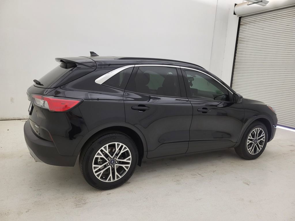 Used 2020 Ford Escape SEL image 17