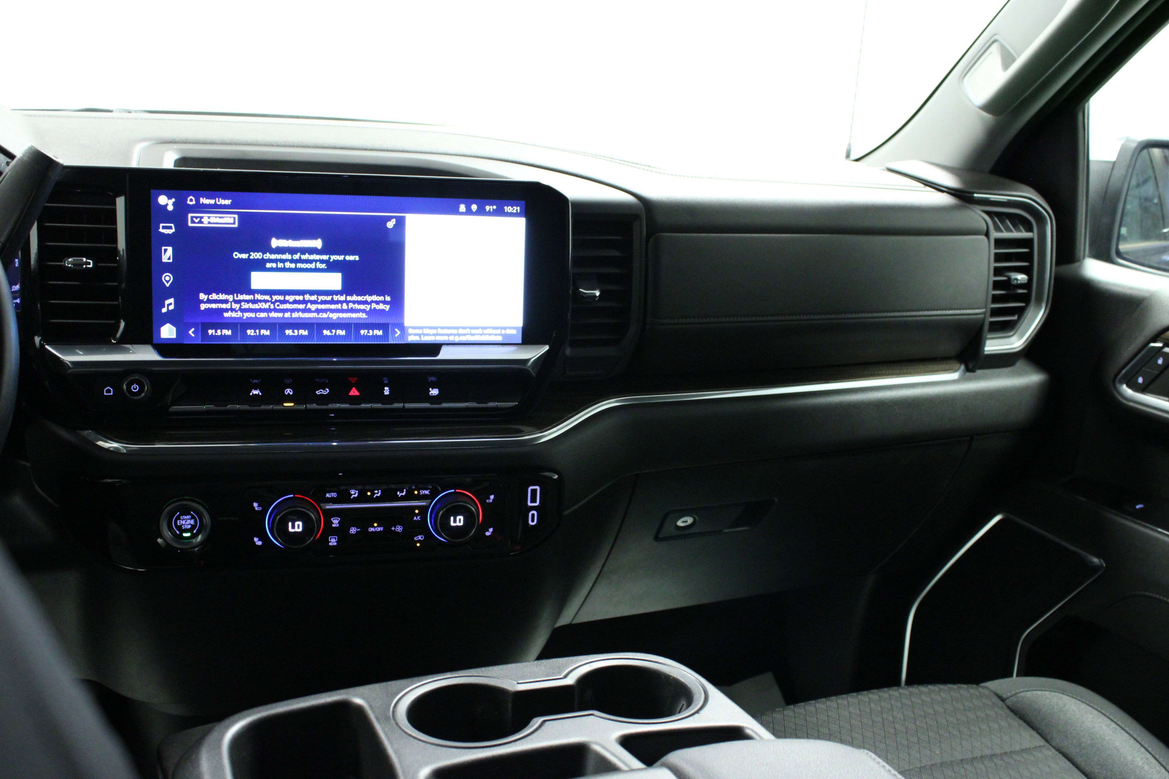 Used 2024 Chevrolet Silverado 1500 LT image 18