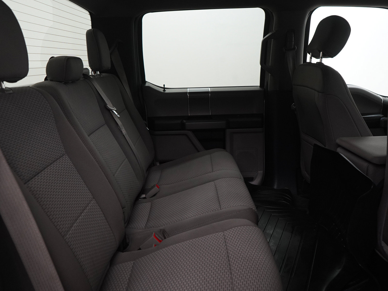 Used 2019 Ford F150 XLT w/ Equipment Group 302A Luxury AWD/4WD image 14