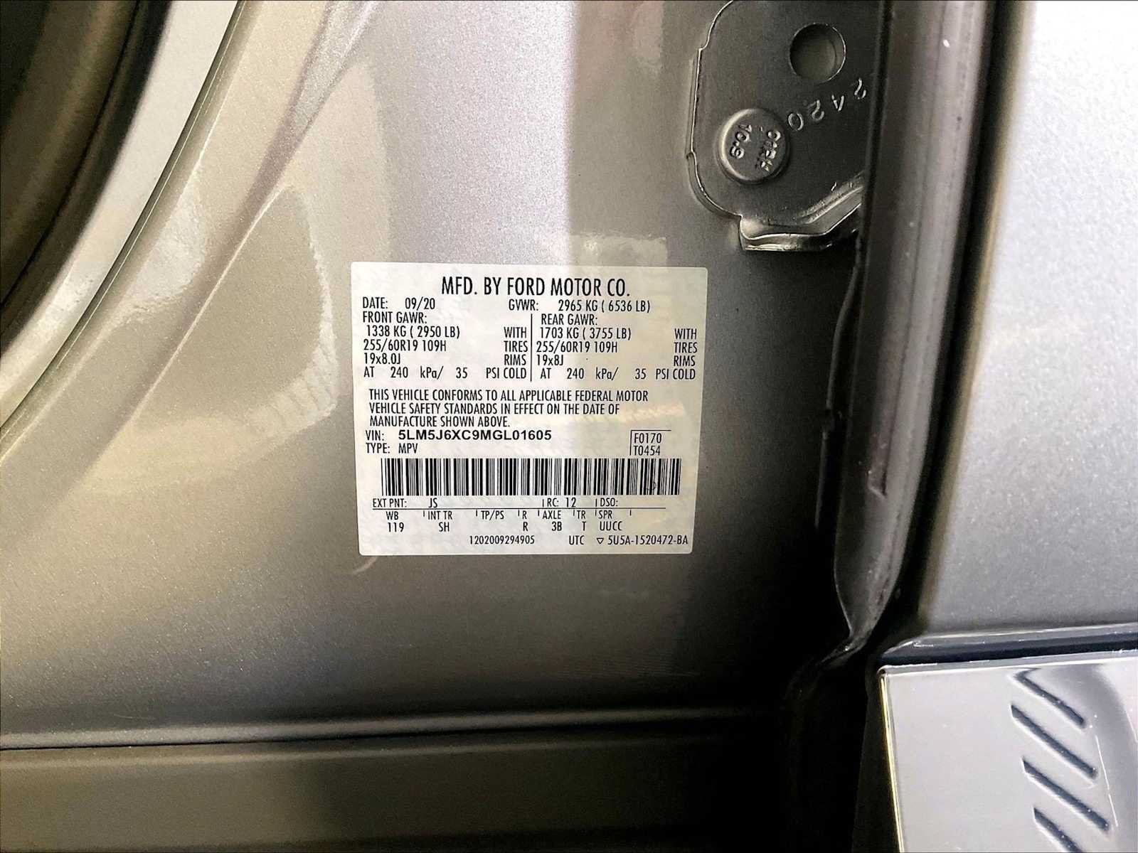 Used 2021 Lincoln Aviator AWD image 36