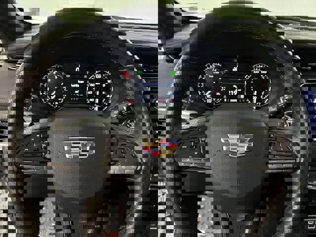 Certified 2023 Cadillac XT4 Sport w/ LPO, Onyx Lite Package image 19