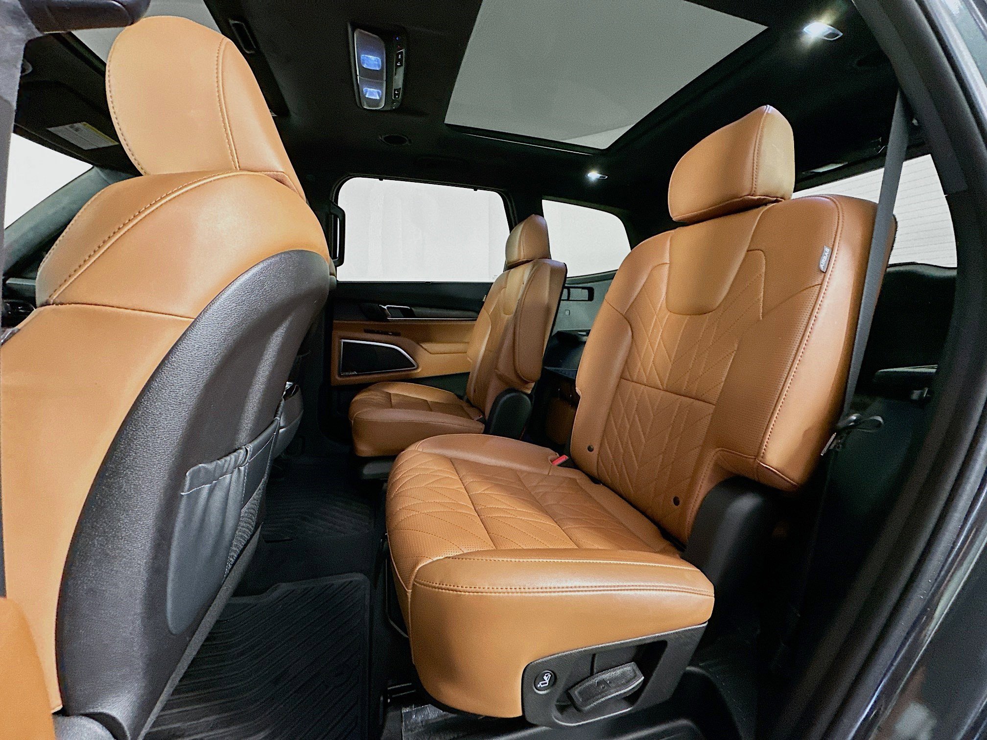 Used 2024 Kia Telluride SX Prestige X-Line image 26