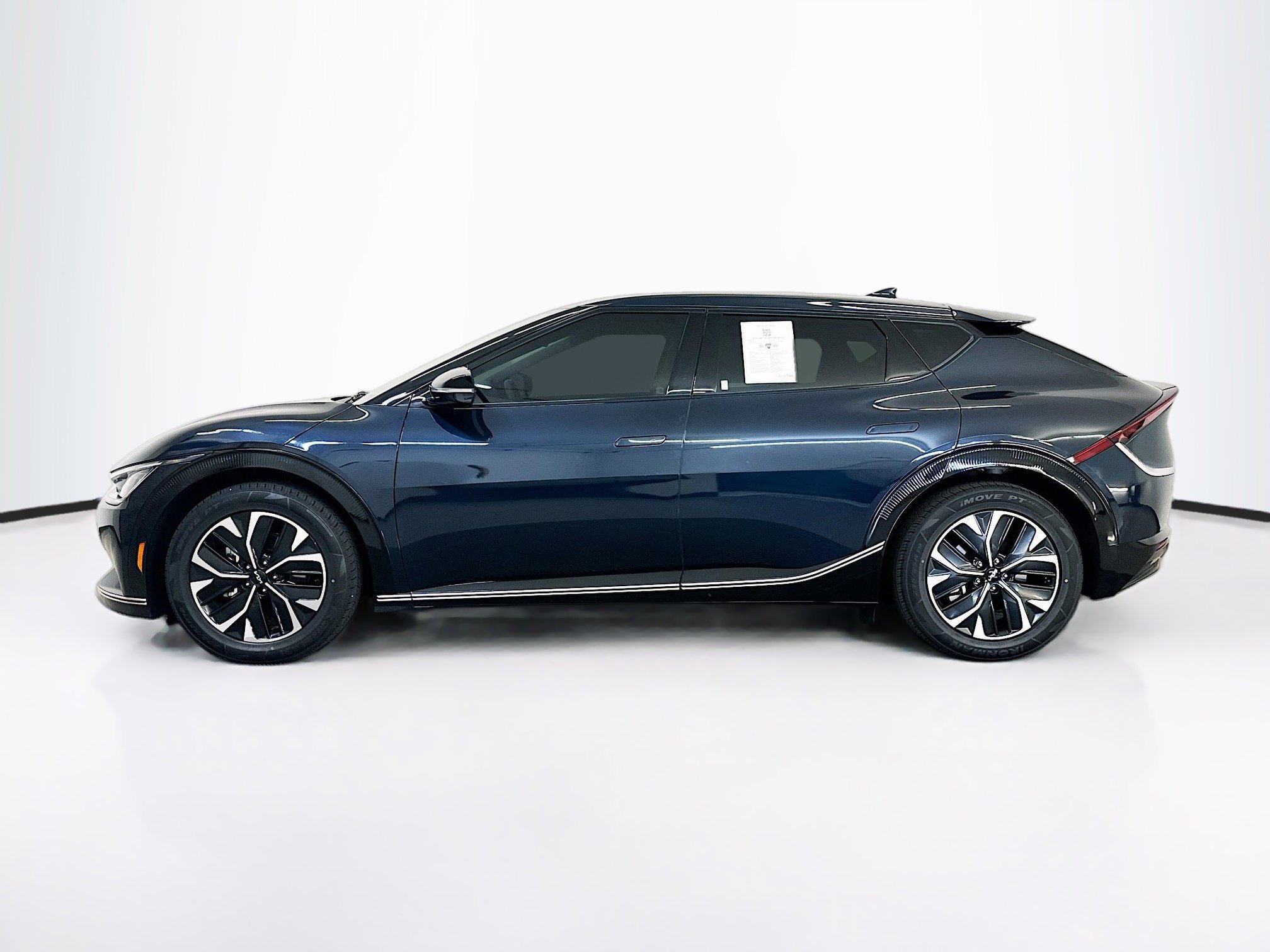 Used 2023 Kia EV6 Wind AWD/4WD image 4