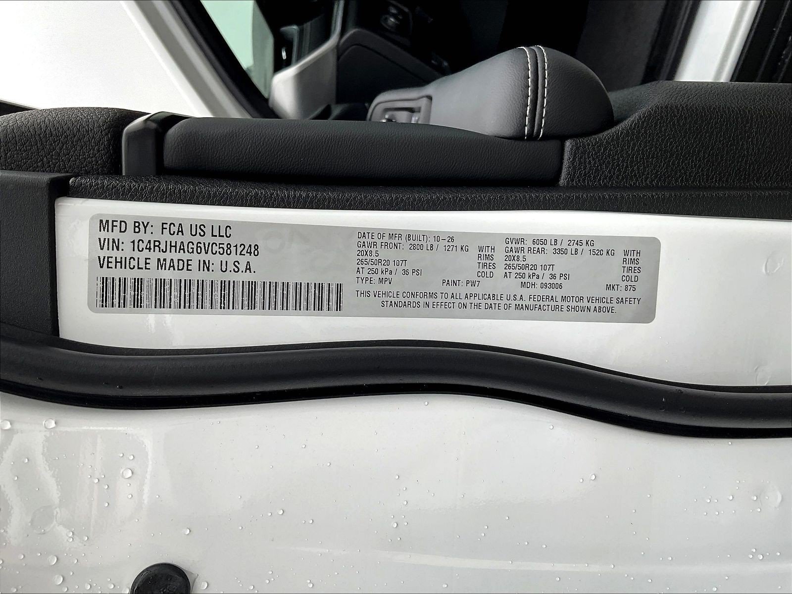 New 2027 Jeep Grand Cherokee Laredo X AWD/4WD image 13