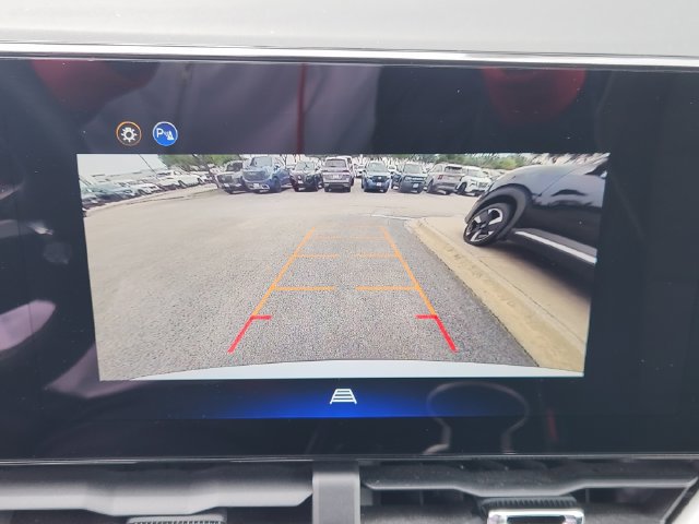 Used 2026 Chevrolet Equinox LT w/ Convenience Package II FWD image 15