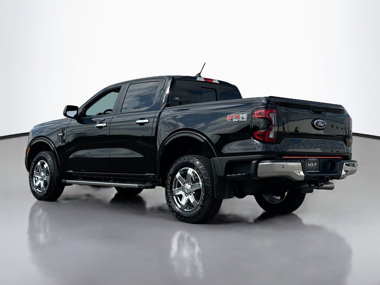 Used 2024 Ford Ranger XLT w/ FX4 Off-Road Package AWD/4WD image 14