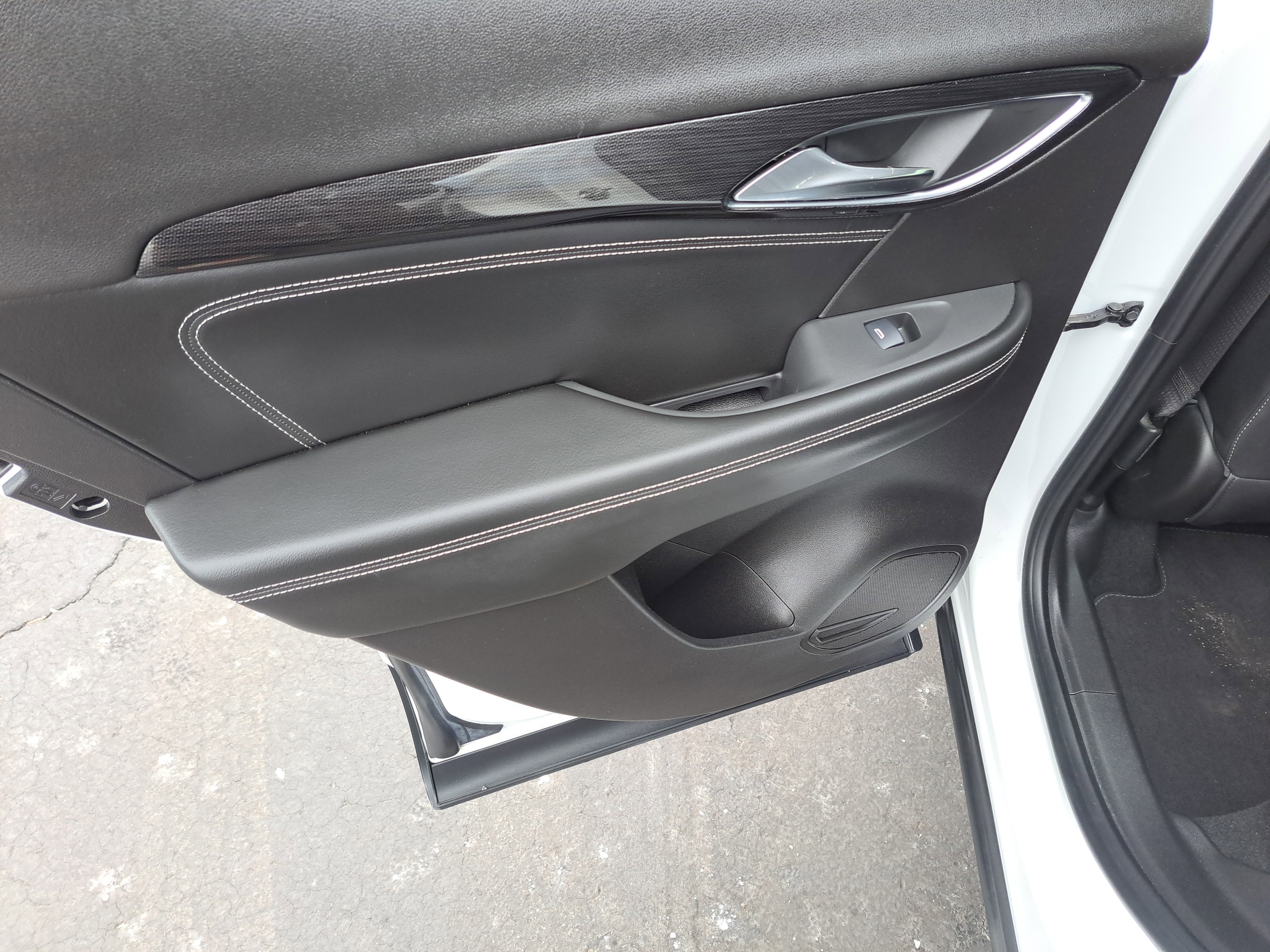 Used 2022 Buick Envision Preferred image 10