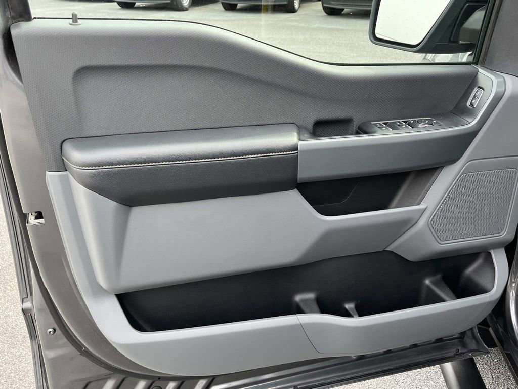 Used 2023 Ford F150 XLT w/ Trailer Tow Package image 23