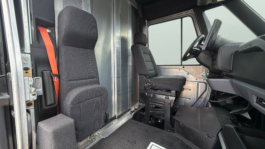 Used 2024 Chevrolet Brightdrop 600 w/ Battery Pack, Max Range image 30